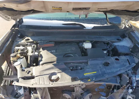 2017 Nissan Pathfinder S z USA, uszkodzony, nr VIN 5N1DR2MN7HC693521